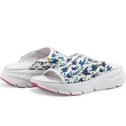 Maria EMOVE Slip On Walking Sandals