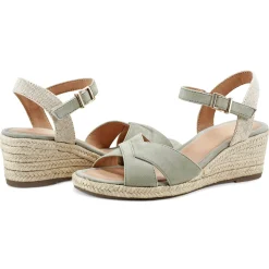 Shandra Wedge Sandals