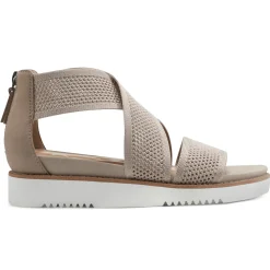 Wander Flat Sandals